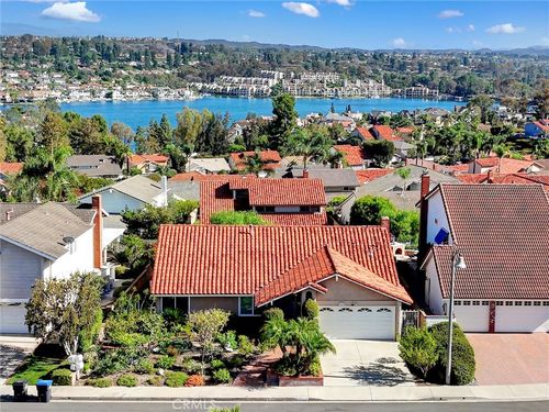 22522 Conil, Mission Viejo, CA, 92691-1706 | Card Image