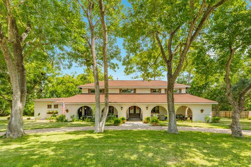 121 Stucker Ln, West Columbia, TX, 77486-3747 | Card Image