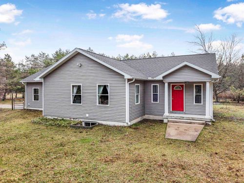 8530 Homestead Rd, Benzonia, MI, 49616-8647 | Card Image