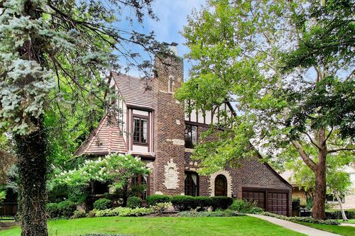 1240 William Street, River Forest, IL, 60305 | Card Image