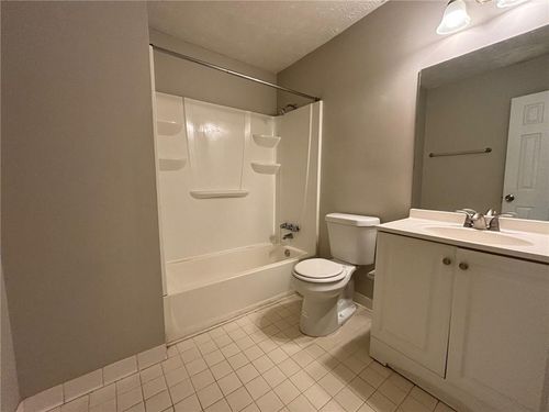 1014 Huntington Trce Se, Smyrna, GA, 30082-2632 | Card Image