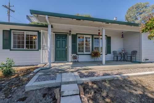 2691 Dennis Ln, Valley Springs, CA, 95252 | Card Image