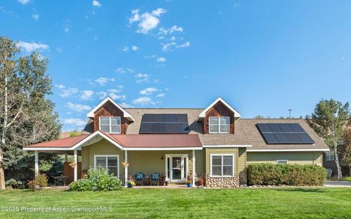 305 Surrey St, Carbondale, CO, 81623-9718 | Card Image