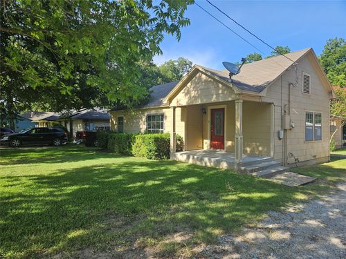 726 S Lindsay St, Gainesville, TX, 76240-5339 | Card Image