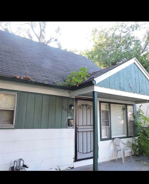 20506 Revere St, Detroit, MI, 48234-1752 | Card Image