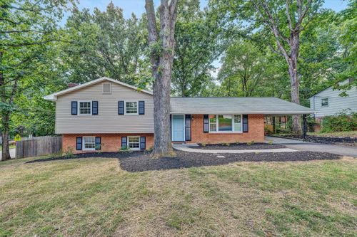 3004 Woodthrush Dr, Roanoke, VA, 24018-4923 | Card Image