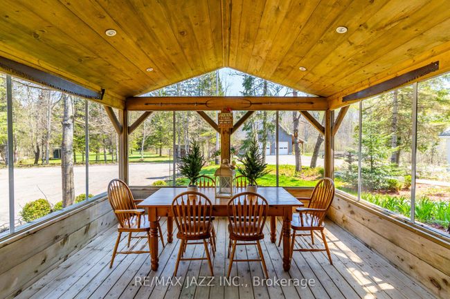 1092 Briscoe Dr, House other with 3 bedrooms, 2 bathrooms and 6 parking in Algonquin Highlands ON | Image 8