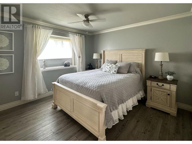 611 Gertrude St, House other with 3 bedrooms, 2 bathrooms and 4 parking in Midway BC | Image 13