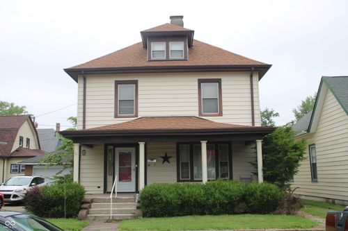 210 E 7th St, Rushville, IN, 46173-1436 | Card Image