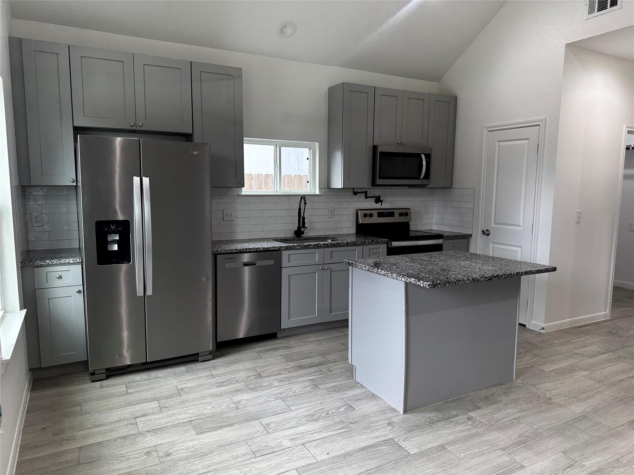 Residential Lease in Montgomery 5