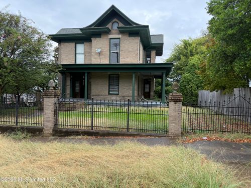 1001 Jackson Street, Vicksburg, MS, 39183 | Card Image