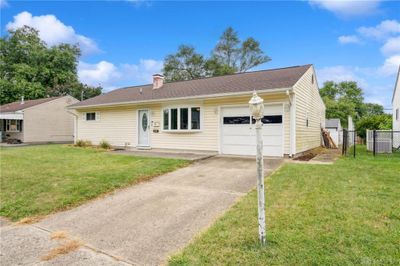 284 Marchmont Drive, House other with 3 bedrooms, 1 bathrooms and null parking in Fairborn OH | Image 3