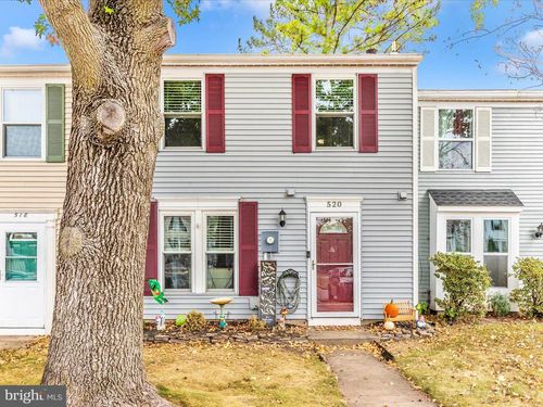 520 Riggs Ct, FREDERICK, MD, 21703-6101 | Card Image