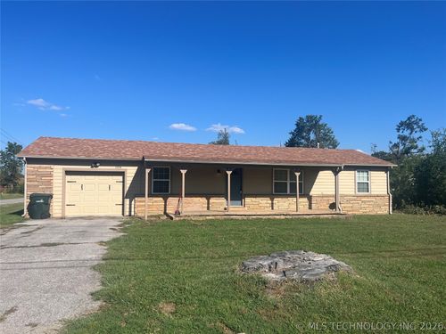 1104 Reavis Rd, Claremore, OK, 74017-8337 | Card Image