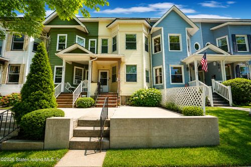 395 Jewett Ave, Staten Island, NY, 10302-2633 | Card Image