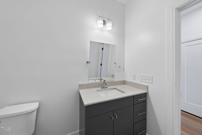 Bathroom | Image 20