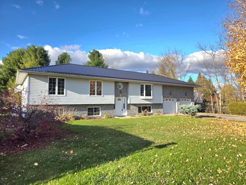 712 Hyndman Rd, Edwardsburgh, ON, K0E1X0 | Card Image