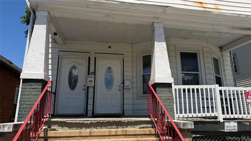 b-417 Baker Street, Poughkeepsie, NY, 12603 | Card Image