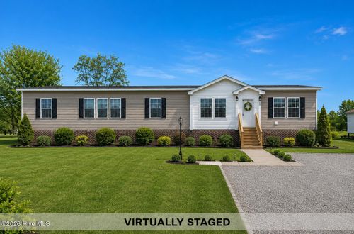 105 Gosling Ln, Beaufort, NC, 28516-9760 | Card Image