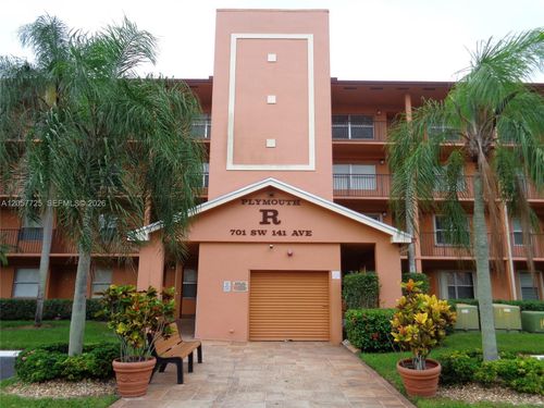 412r-701 Sw 141st Ave, Pembroke Pines, FL, 33027-1584 | Card Image