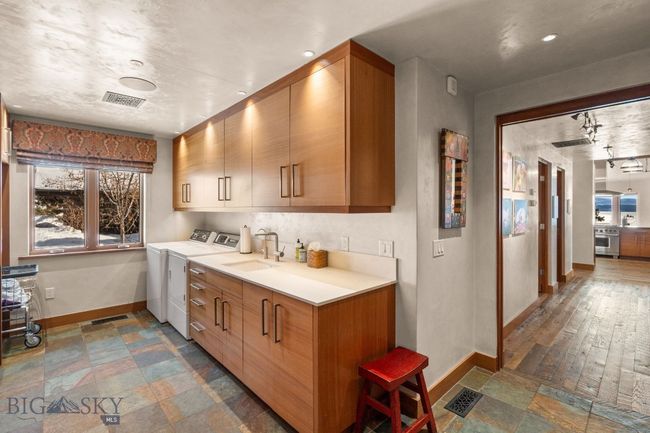 7180 Tepee Ridge Rd, House other with 3 bedrooms, 3 bathrooms and null parking in Bozeman MT | Image 57
