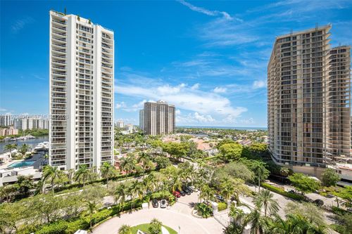 apt-932-19400 Turnberry Way, Aventura, FL, 33180-2692 | Card Image