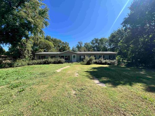 306 N Olive St, Peabody, KS, 66866-1124 | Card Image