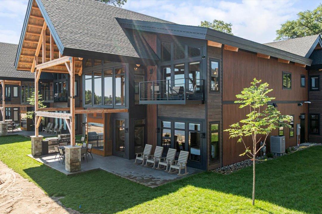 Residential in East Gull Lake 4
