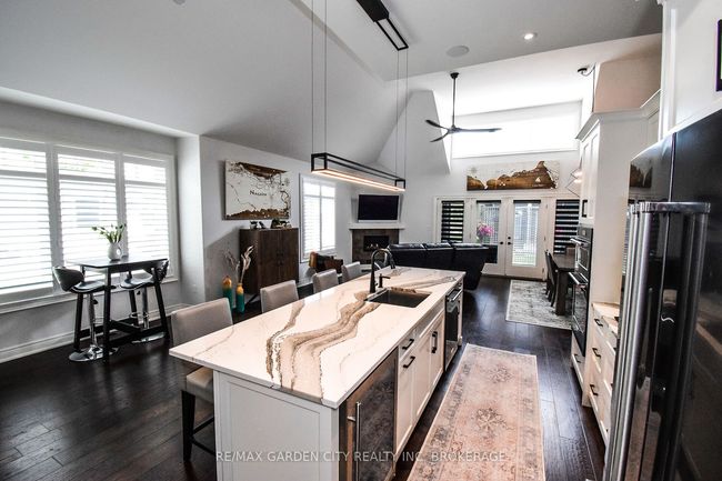 7 - 2 Sassafras Row, Condo with 2 bedrooms, 2 bathrooms and 2 parking in Ridgeway ON | Image 9