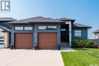 911 Hastings Cres, House other with 5 bedrooms, 3 bathrooms and null parking in Saskatoon SK | Image 1