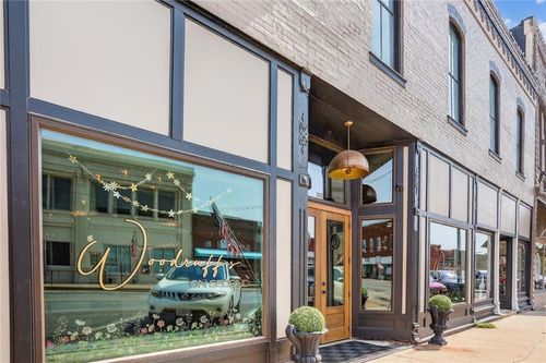 204-202-204 S 2nd St, Odessa, MO, 64076-1248 | Card Image