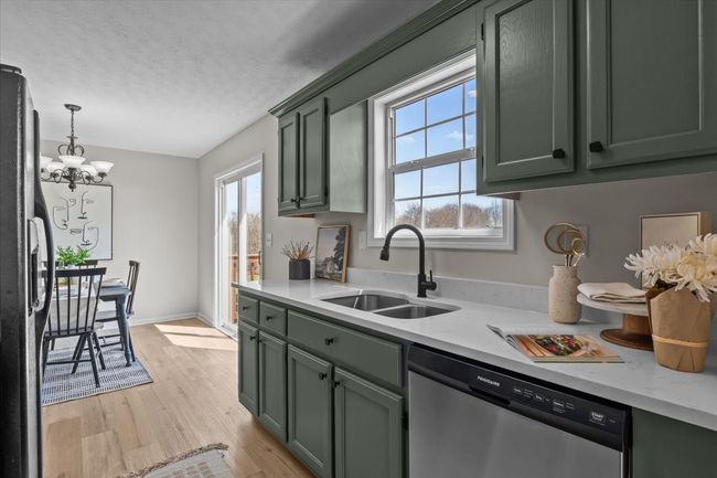 650 Wall Rd, House other with 3 bedrooms, 2 bathrooms and 2 parking in Cunningham TN | Image 10