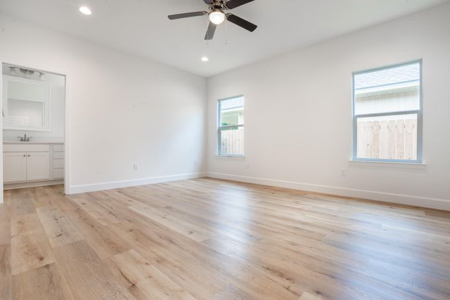 21_C_Fifth_Ave-24 | Image 22