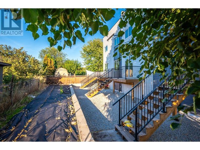 7 - 5661 Okanagan Ave, Townhouse with 3 bedrooms, 3 bathrooms and 2 parking in Vernon BC | Image 28