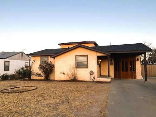 1108 N Gillis St, Fort Stockton, TX, 79735-3138 | Card Image