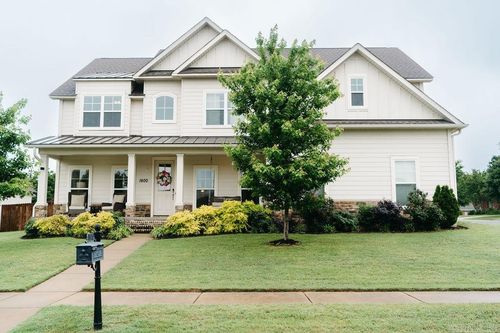 1600 Winterbrook Dr, Conway, AR, 72034-3569 | Card Image