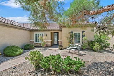 2369 Wisconsin Dells Drive, House other with 2 bedrooms, 2 bathrooms and null parking in Henderson NV | Image 2