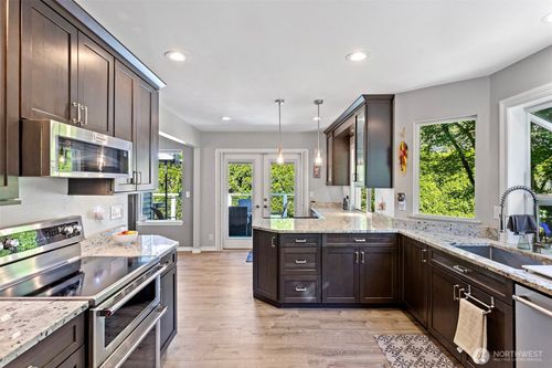 13233 59th Ave W, Edmonds, WA, 98026-3342 | Card Image