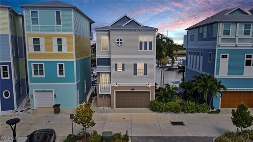 5886 Shell Cove Dr, CAPE CORAL, FL, 33914-8647 | Card Image