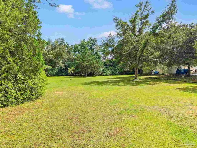 6640 Frank Reeder Rd, House other with 3 bedrooms, 2 bathrooms and 1 parking in Pensacola FL | Image 27