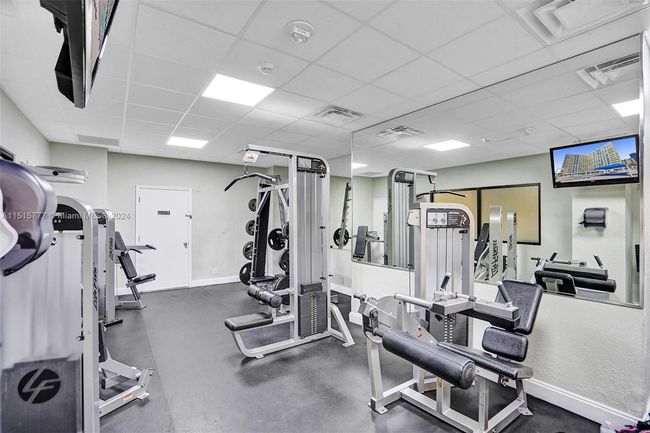 APT-1709 - 3180 S Ocean Dr, Condo with 2 bedrooms, 2 bathrooms and null parking in Hallandale Beach FL | Image 62