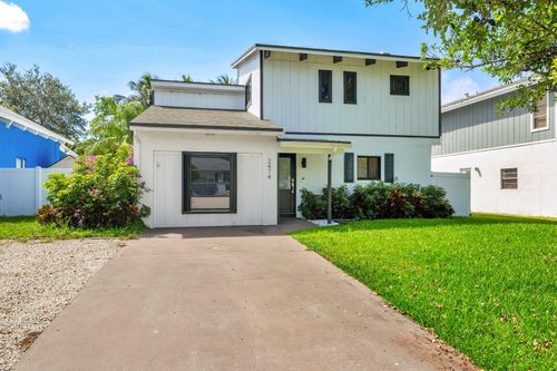 2474 Douglas Ave, Delray Beach, FL, 33444-2108 | Card Image