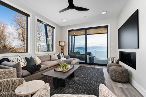 8307-802 Sandpoint, Sandpoint, ID, 83864 | Card Image