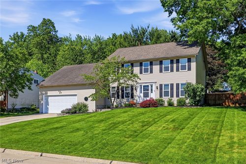 630 Moorfield Rd, Fairlawn, OH, 44333-4244 | Card Image