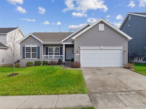 168 Hidden Bluffs Dr, Lake St Louis, MO, 63367-6543 | Card Image