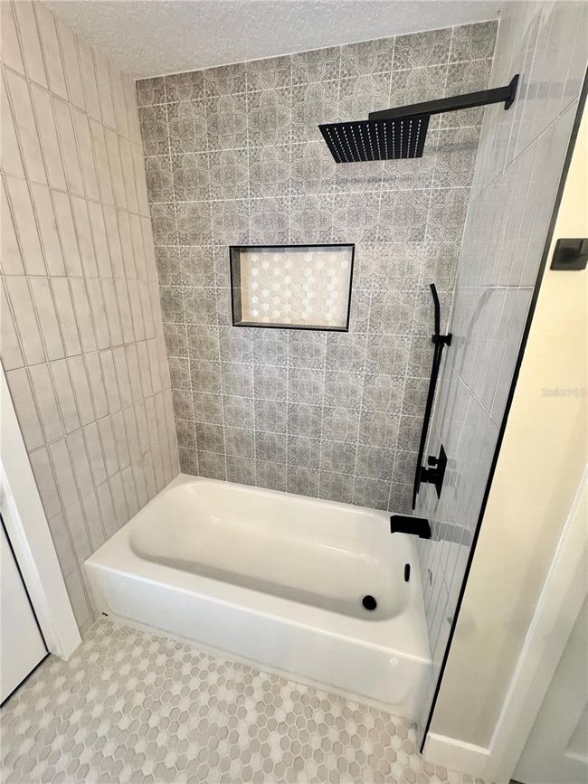 6524 Senegal Palm Way, House other with 3 bedrooms, 2 bathrooms and null parking in APOLLO BEACH FL | Image 27