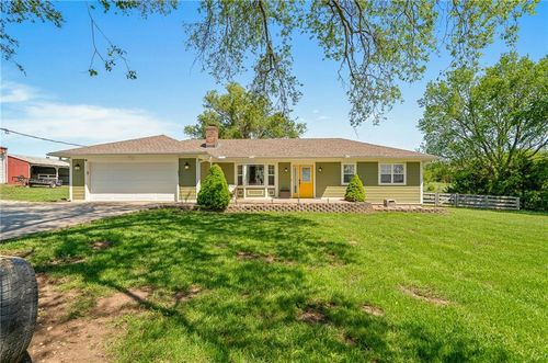 5302 Nw State Route 18, Adrian, MO, 64720-4800 | Card Image