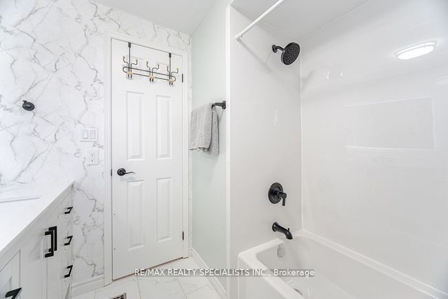 72 Farrow Cres, House other with 5 bedrooms, 4 bathrooms and 2 parking in Ajax ON | Image 36