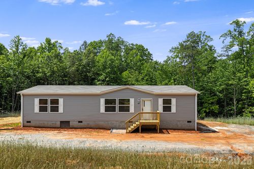 67 Vista Dr, Nebo, NC, 28761-8958 | Card Image