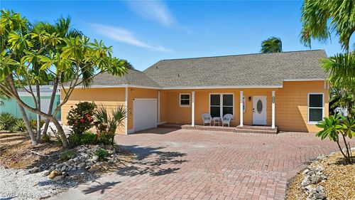 421 Connecticut St, FORT MYERS BEACH, FL, 33931-3708 | Card Image